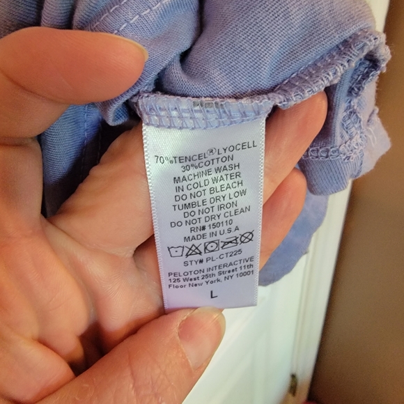 Peloton Flow Racer Tank Large 🚲 - Picture 5 of 10